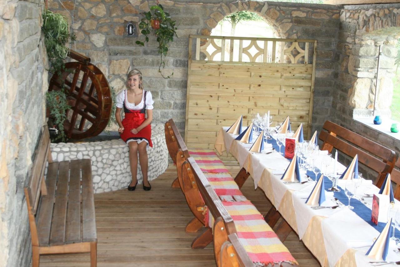 Landhotel Erhardt Bad Waltersdorf Εξωτερικό φωτογραφία